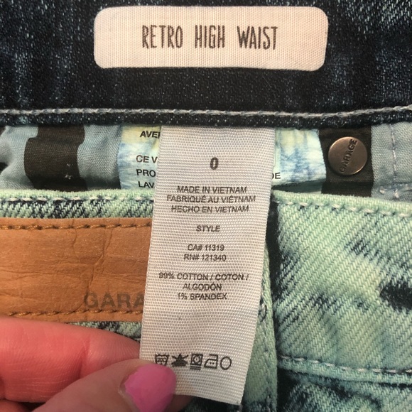 GARAGE Retro High Waisted Acid Wash Jean Shorts - Picture 1 of 4